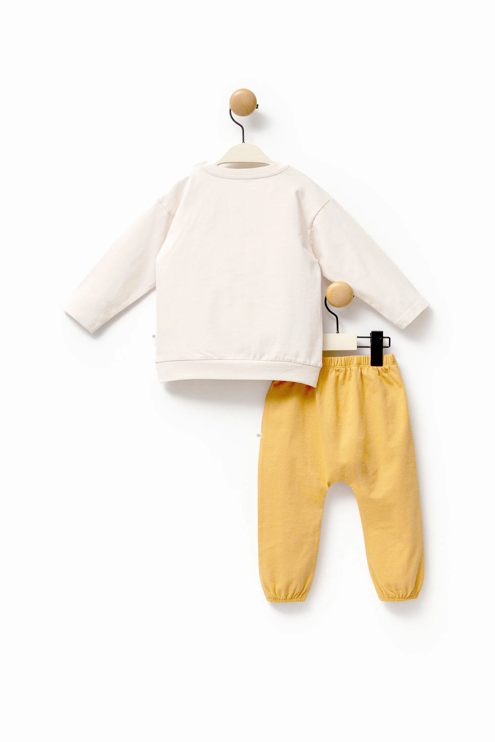 Beige Chicken Graphic Outfit