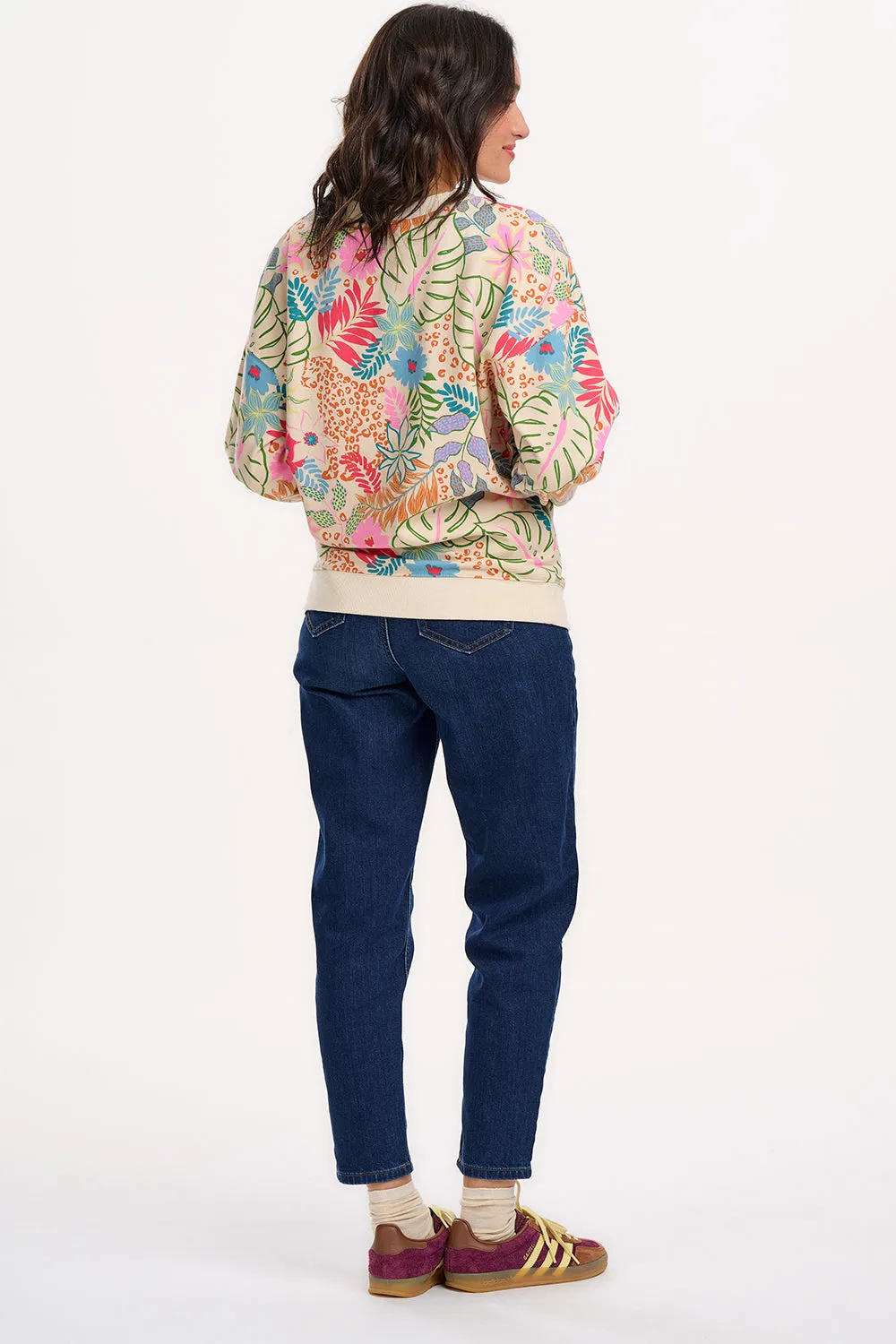 Eadie Relaxed Sweatshirt - Off-White/Multi. Painted Jungle