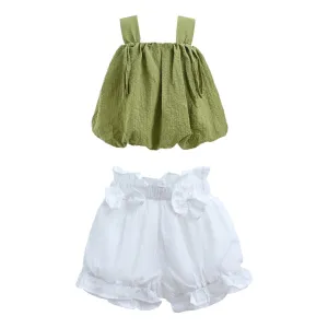 Green Pleated Summer Outfit