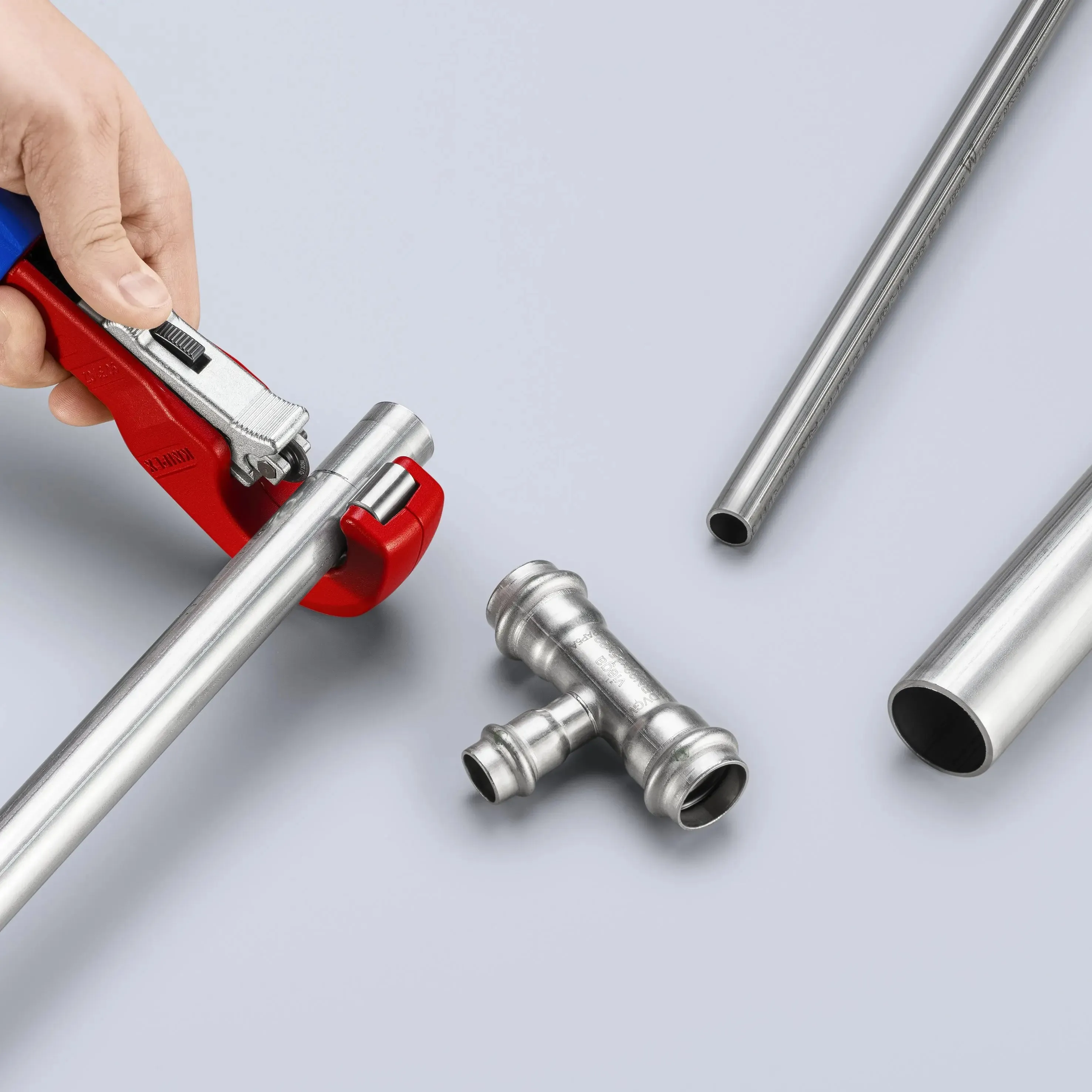 Knipex 903102SBA - 7 1/4" TubiX® Pipe Cutter