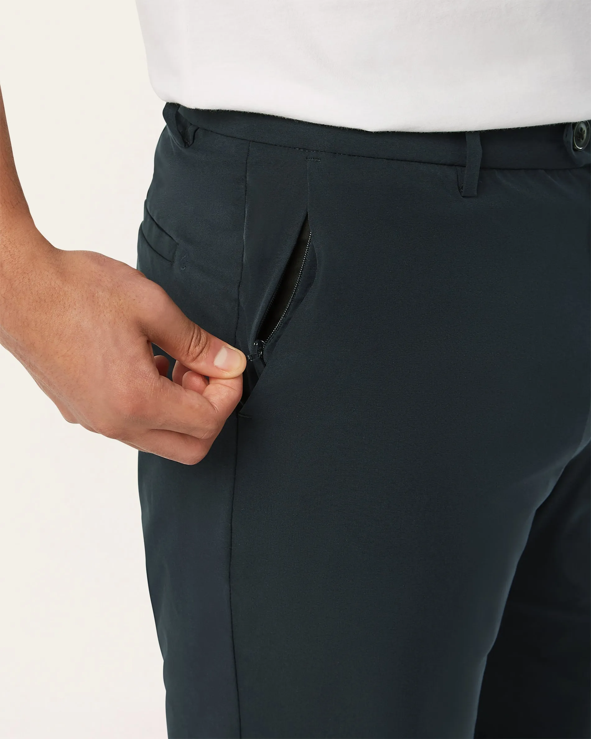 Light-weight shorts navy