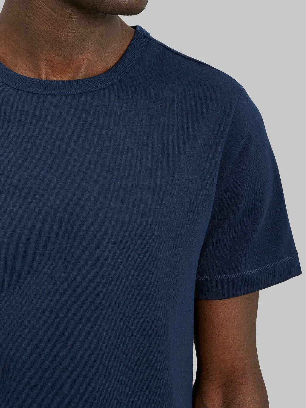 Merz b. Schwanen 215 2-Thread Heavyweight 7.2oz Crewneck Loopwheeled Classic Fit T-Shirt Ink Blue