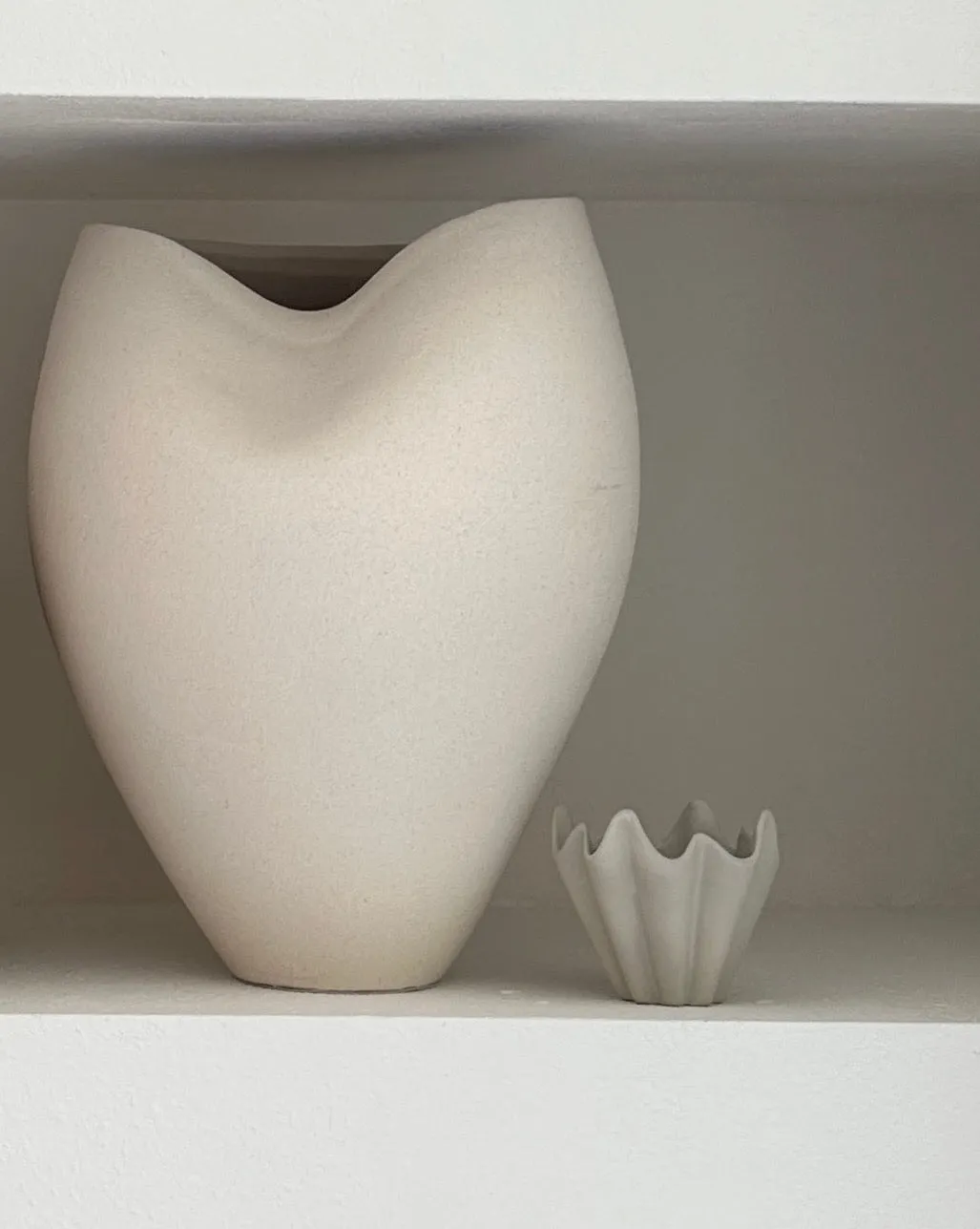 PETITE PLEATED VASE