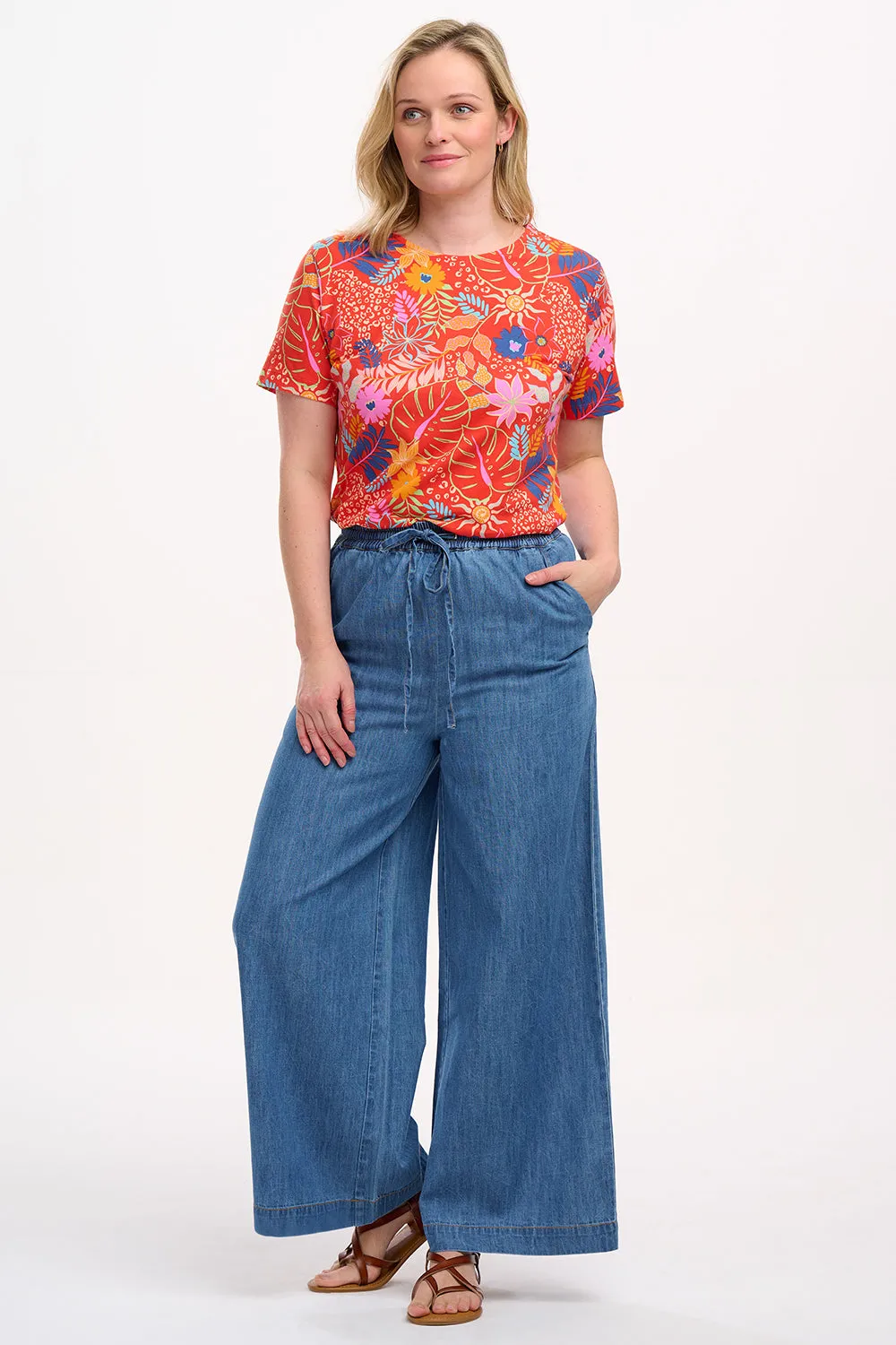 Ronah Crew Neck T-Shirt - Red. Painted Jungle