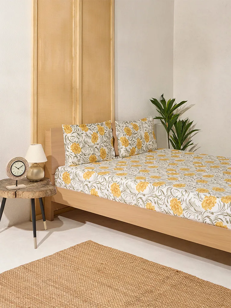 Westside Home Yellow Floral Printed Queen Bed Flat Sheet and Pillowcase Set