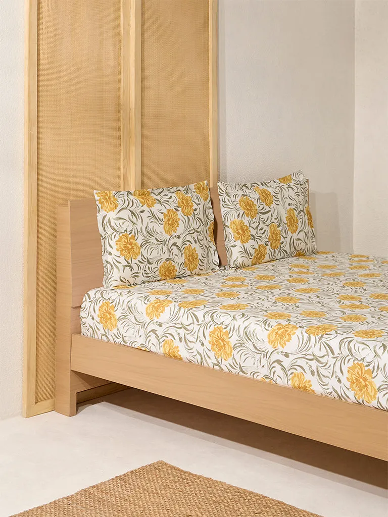 Westside Home Yellow Floral Printed Queen Bed Flat Sheet and Pillowcase Set